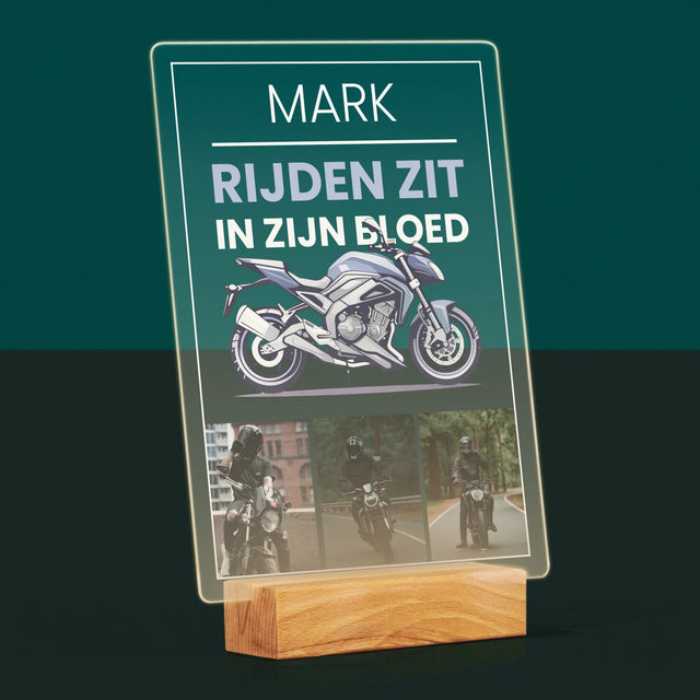 Fotocollage: Rijden Zit In Zijn Bloed - Afdruk Op Acrylglas (Verticaal)