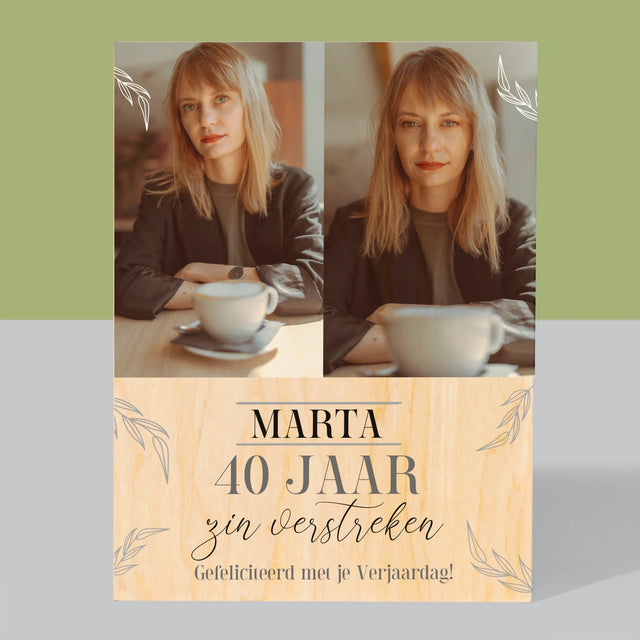 Fotocollage: 40 Jaar Zijn Verstreken - Afdruk Op Hout (Verticaal)