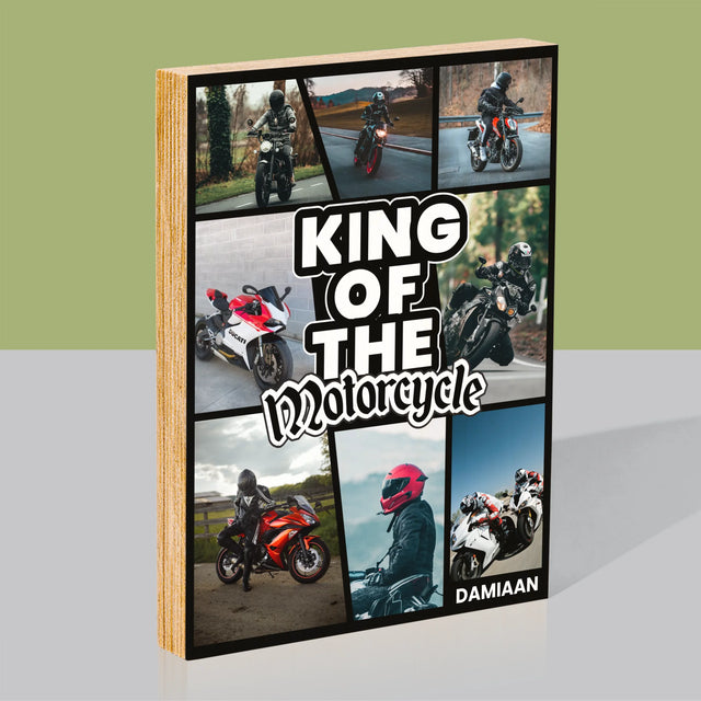 Fotocollage: King Of The Motorcycle - Afdruk Op Hout (Verticaal)