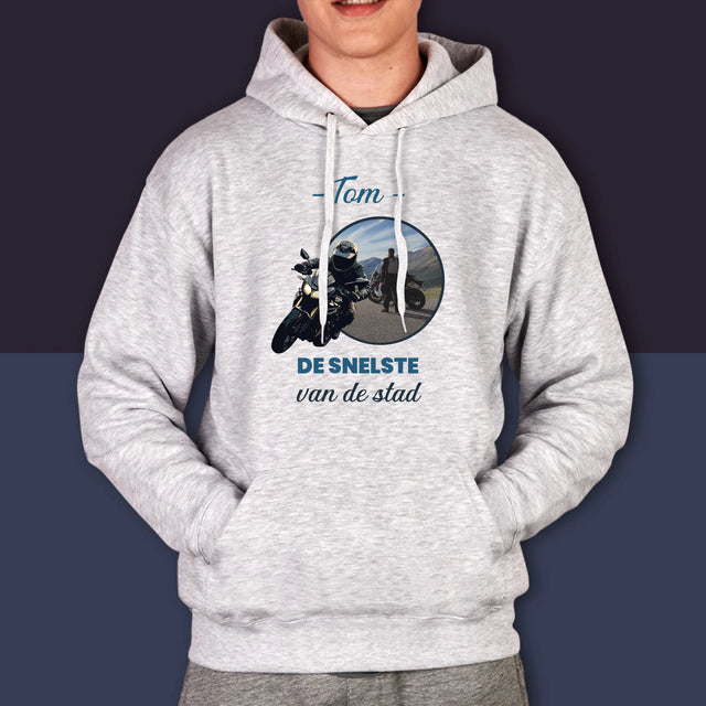 Foto En Handtekening: De Snelste Van De Stad - Herentrui Met Kap