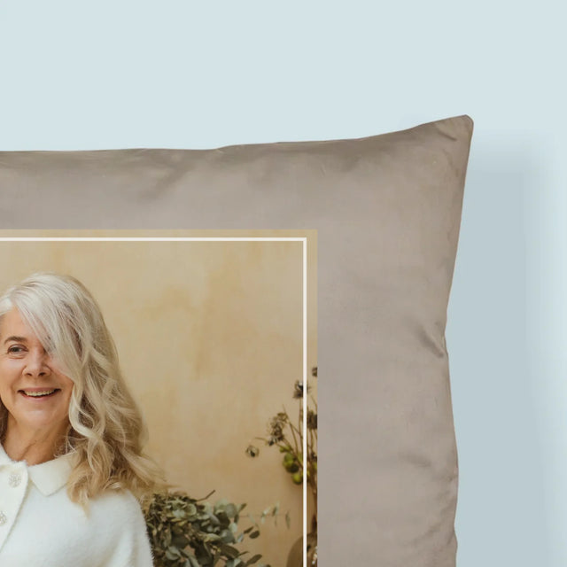 Foto En Handtekening: Ik Hoef Niets Te Doen! Gepensioneerde - Kussen (Monogram)