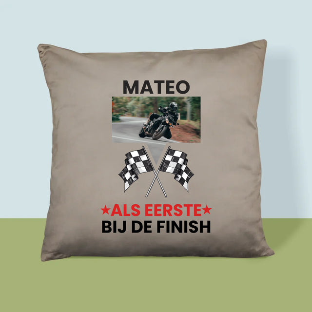 Foto En Handtekening: Als Eerste Bij De Finish - Kussen (Monogram)
