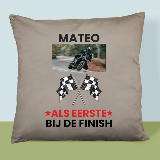 Foto En Handtekening: Als Eerste Bij De Finish - Kussen (Monogram)