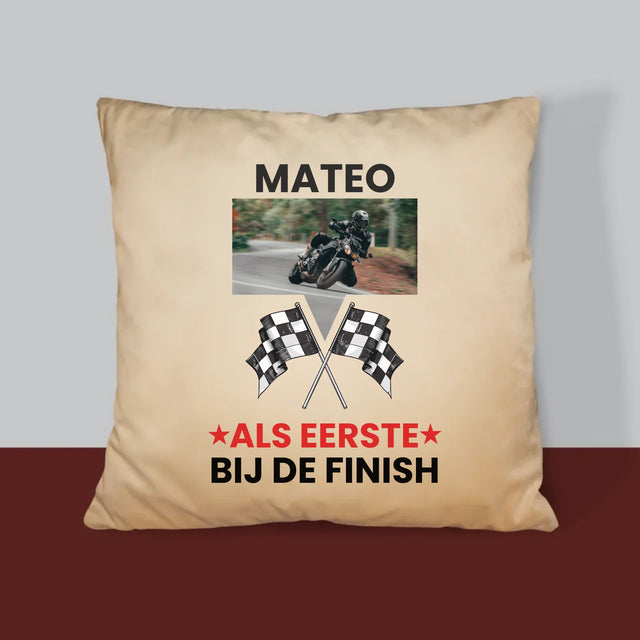 Foto En Handtekening: Als Eerste Bij De Finish - Kussen (Monogram)