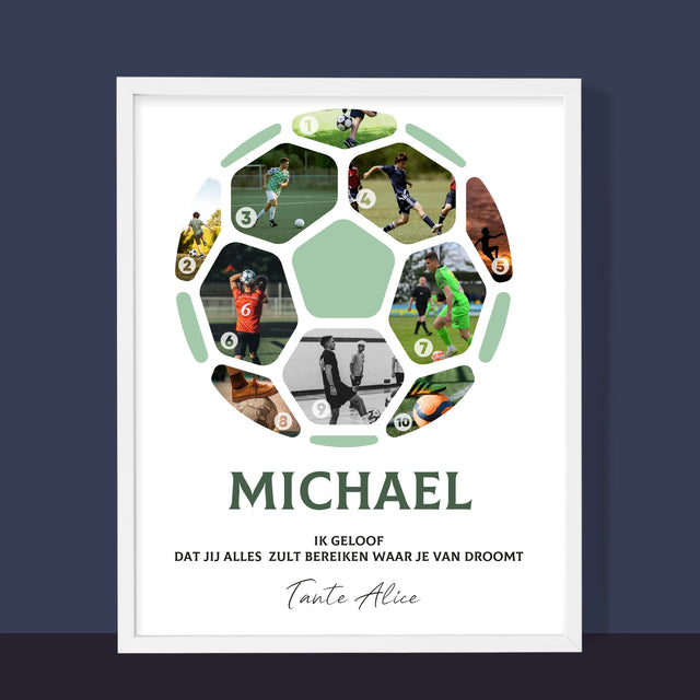Fotocollage: Fotocollage Voetbal - Afdruk Met Frame 30X40 (Verticaal)