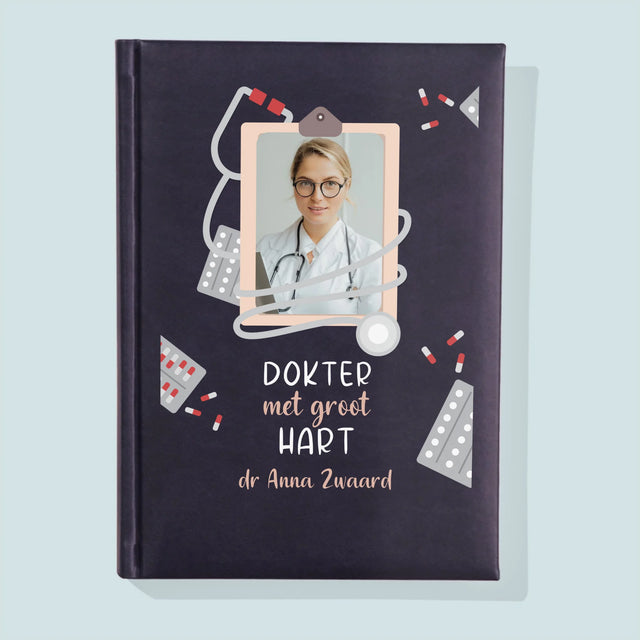 Foto En Handtekening: Dokter Met Groot Hart - Notitieboek