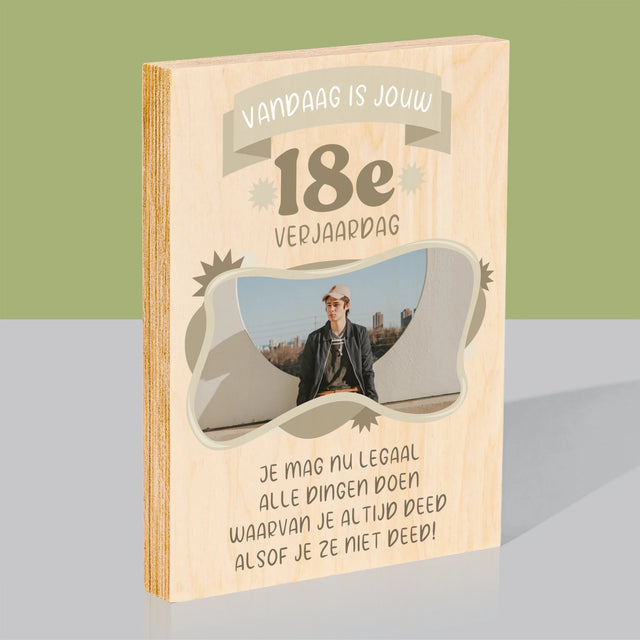 Foto En Handtekening: Legale Verjaardag - Afdruk Op Hout (Verticaal)