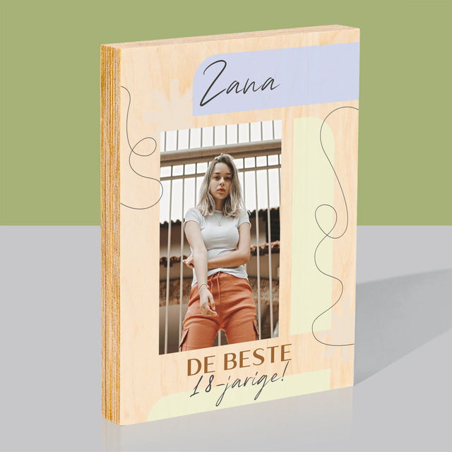 Foto En Handtekening: De Beste 18-Jarige - Afdruk Op Hout (Verticaal)