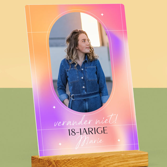 Foto En Handtekening: Verander Niet - Afdruk Op Acrylglas (Verticaal)