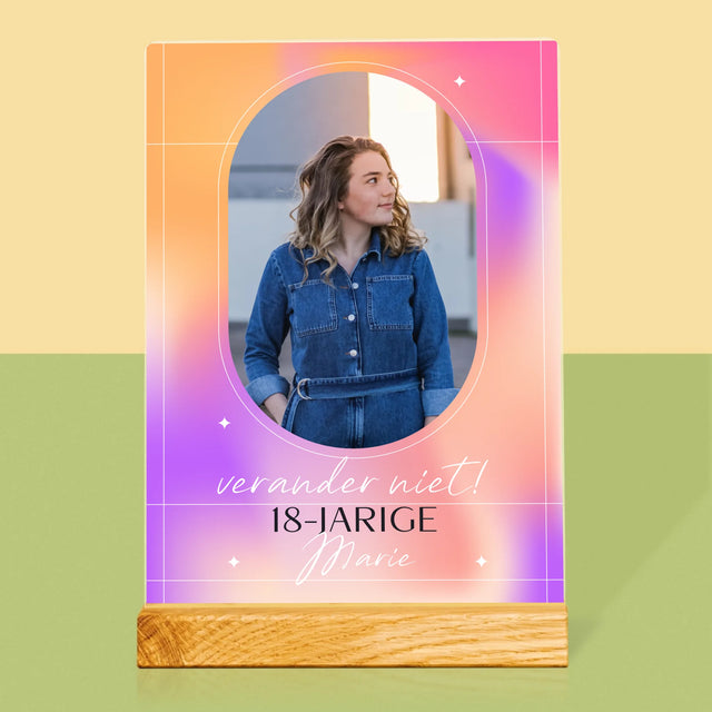 Foto En Handtekening: Verander Niet - Afdruk Op Acrylglas (Verticaal)