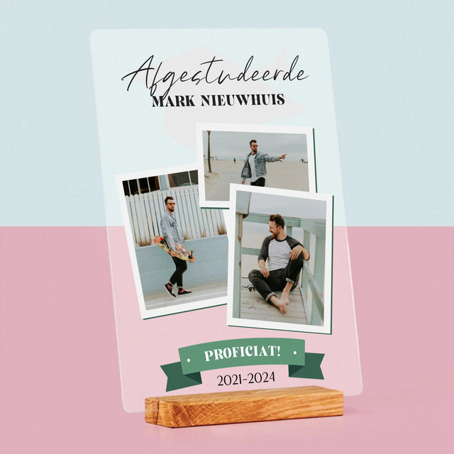 Omslag Van Tijdschrift: Afgestudeerde - Afdruk Op Acrylglas (Verticaal)