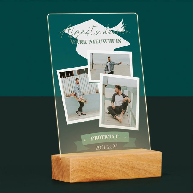 Omslag Van Tijdschrift: Afgestudeerde - Afdruk Op Acrylglas (Verticaal)