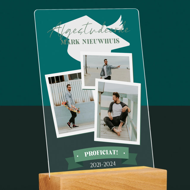 Omslag Van Tijdschrift: Afgestudeerde - Afdruk Op Acrylglas (Verticaal)