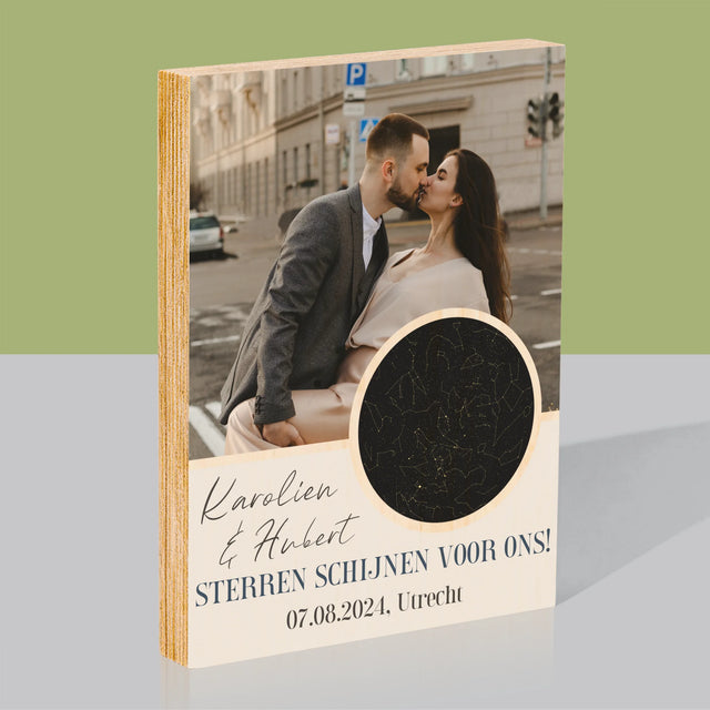 Starrenkaart: Sterren Schijnen Voor Ons - Afdruk Op Hout (Verticaal)
