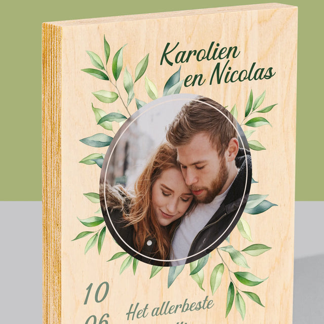 Foto En Handtekening: Trouw, Blaadjes - Afdruk Op Hout (Verticaal)