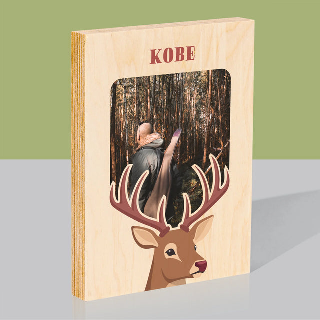 Foto En Handtekening: Hert - Afdruk Op Hout (Verticaal)