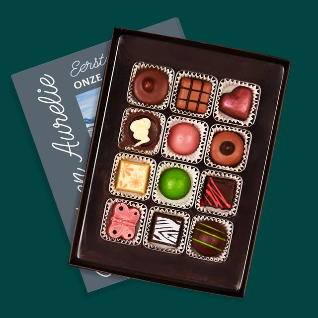 Foto En Handtekening: Eerste Dag Van Onze Geschiedenis - Pralines