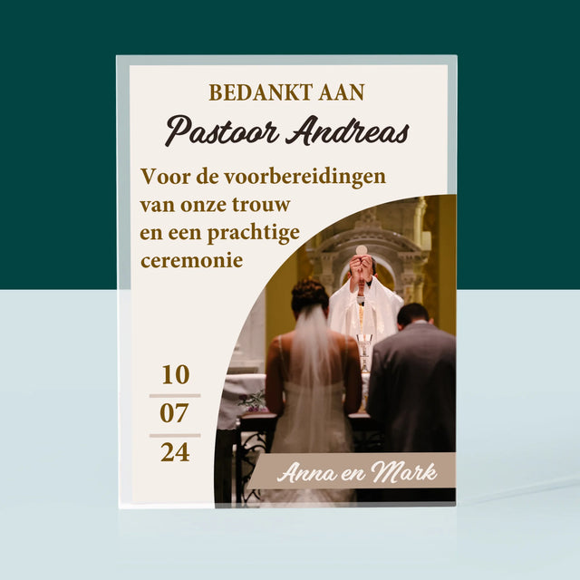 Foto En Handtekening: Bedankt Aan Priester, Trouw - Acryl Blok