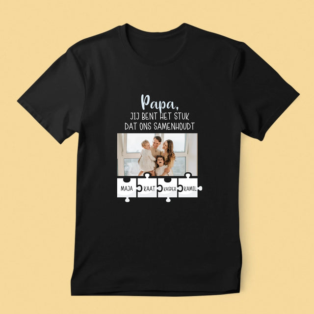 Foto En Handtekening: Papa, Jij Bent Het Stuk Dat Ons Samenhoudt - T-Shirt Voor Heren