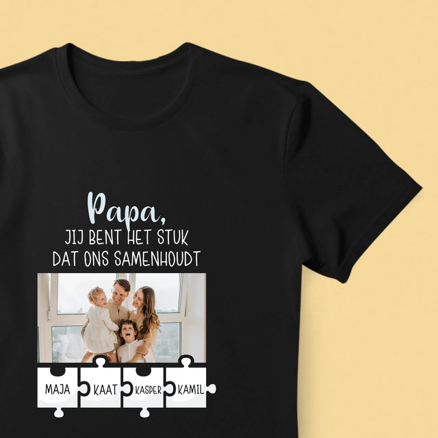Foto En Handtekening: Papa, Jij Bent Het Stuk Dat Ons Samenhoudt - T-Shirt Voor Heren