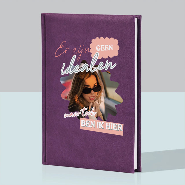 Foto En Handtekening: Er Zijn Geen Idealen - Notitieboek