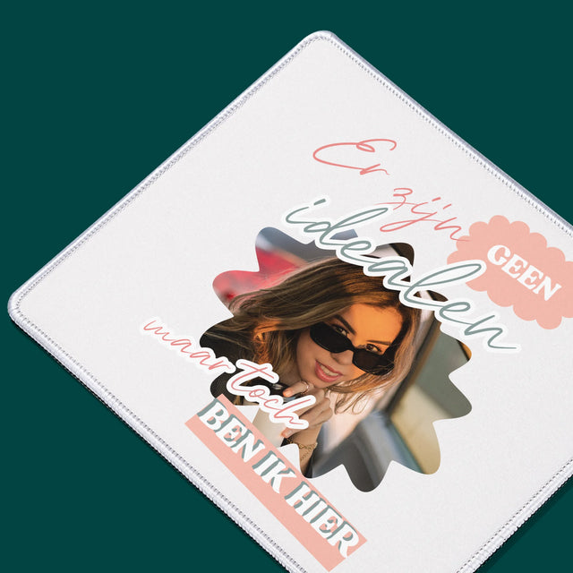 Foto En Handtekening: Er Zijn Geen Idealen - Bureauonderlegger