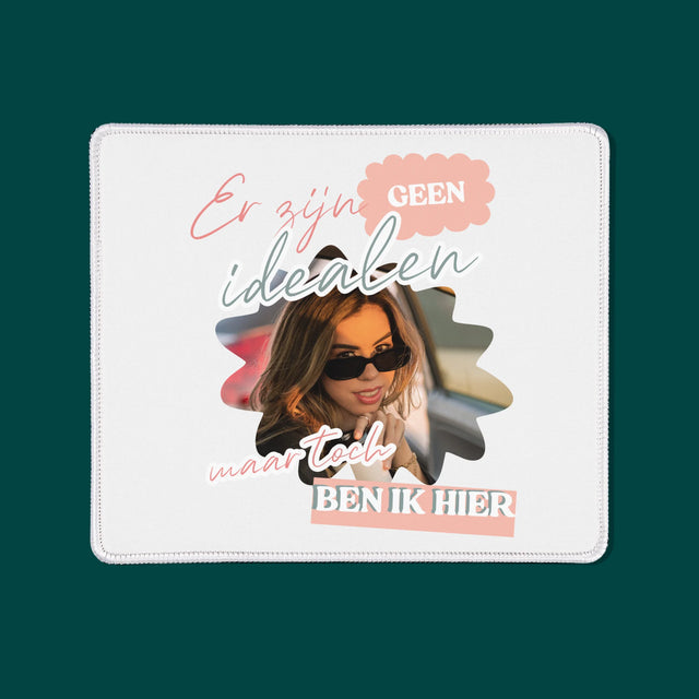 Foto En Handtekening: Er Zijn Geen Idealen - Bureauonderlegger