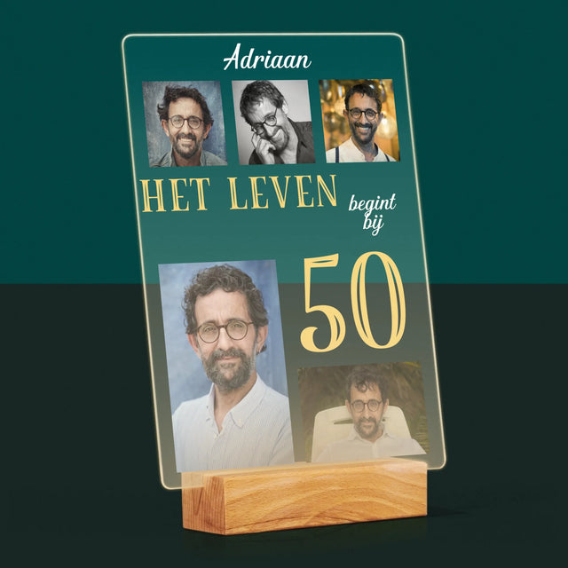 Fotocollage: Het Leven Begint Bij 50 - Afdruk Op Acrylglas (Verticaal)