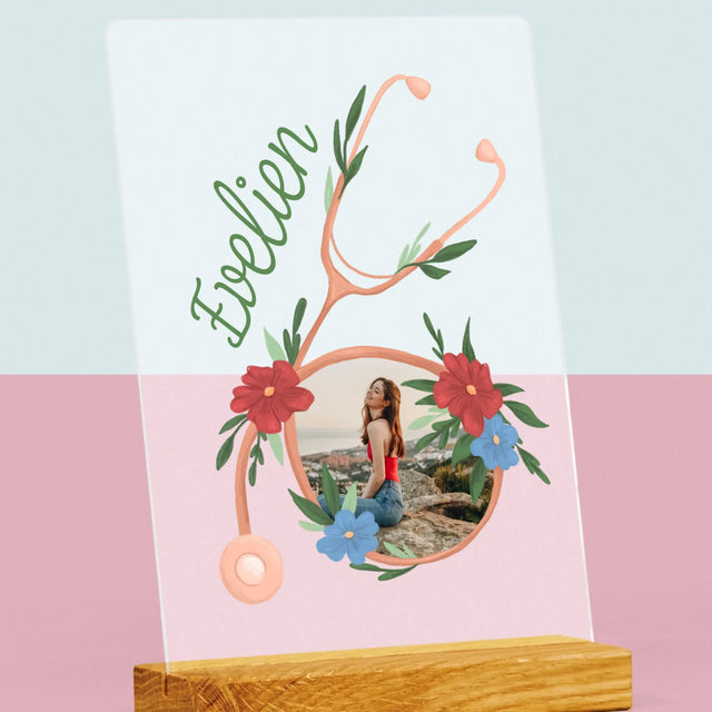 Foto En Handtekening: Stethoscoop Bloemen - Afdruk Op Acrylglas (Verticaal)