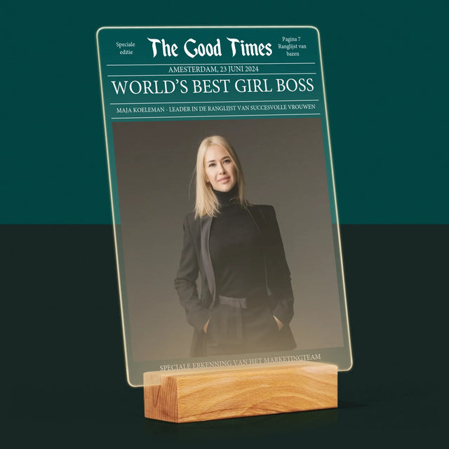 Omslag Van Tijdschrift: World’S Best Girl Boss - Afdruk Op Acrylglas (Verticaal)