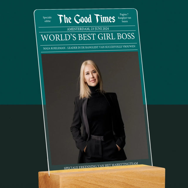 Omslag Van Tijdschrift: World’S Best Girl Boss - Afdruk Op Acrylglas (Verticaal)