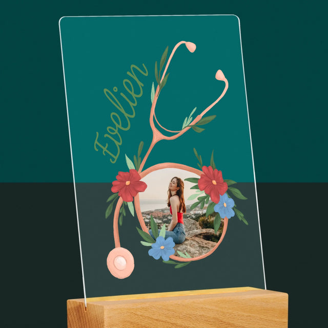 Foto En Handtekening: Stethoscoop Bloemen - Afdruk Op Acrylglas (Verticaal)