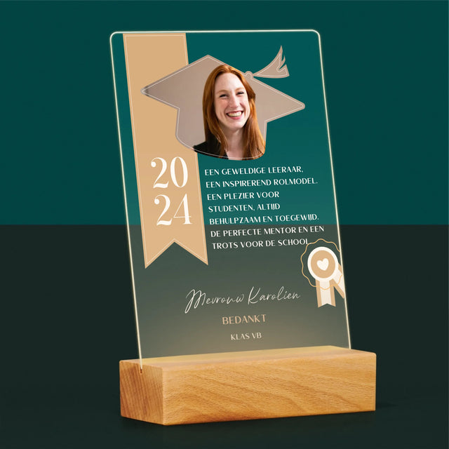 Foto En Handtekening: Diploma Voor De Leerkracht - Afdruk Op Acrylglas (Verticaal)
