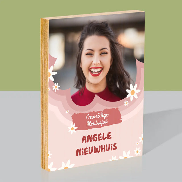 Foto En Handtekening: Geweldige Kleuterjuf - Afdruk Op Hout (Verticaal)