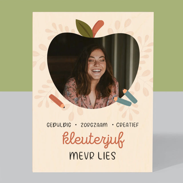 Foto En Handtekening: Kleuterjuf - Afdruk Op Hout (Verticaal)