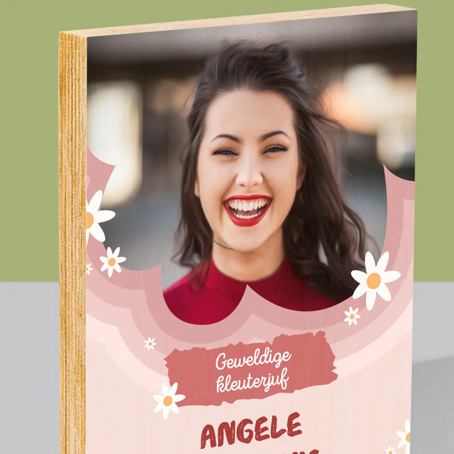 Foto En Handtekening: Geweldige Kleuterjuf - Afdruk Op Hout (Verticaal)