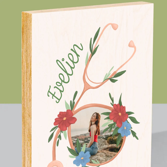 Foto En Handtekening: Stethoscoop Bloemen - Afdruk Op Hout (Verticaal)