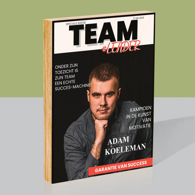 Omslag Van Tijdschrift: Team Leader - Afdruk Op Hout (Verticaal)