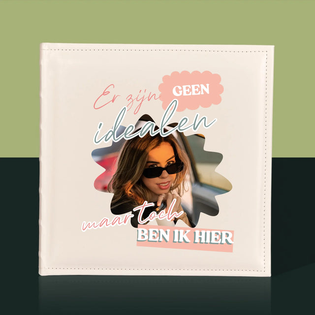 Foto En Handtekening: Er Zijn Geen Idealen - Fotoalbum