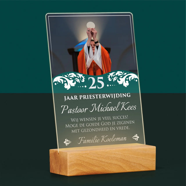 Foto En Handtekening: Priesterjubileum - Afdruk Op Acrylglas (Verticaal)