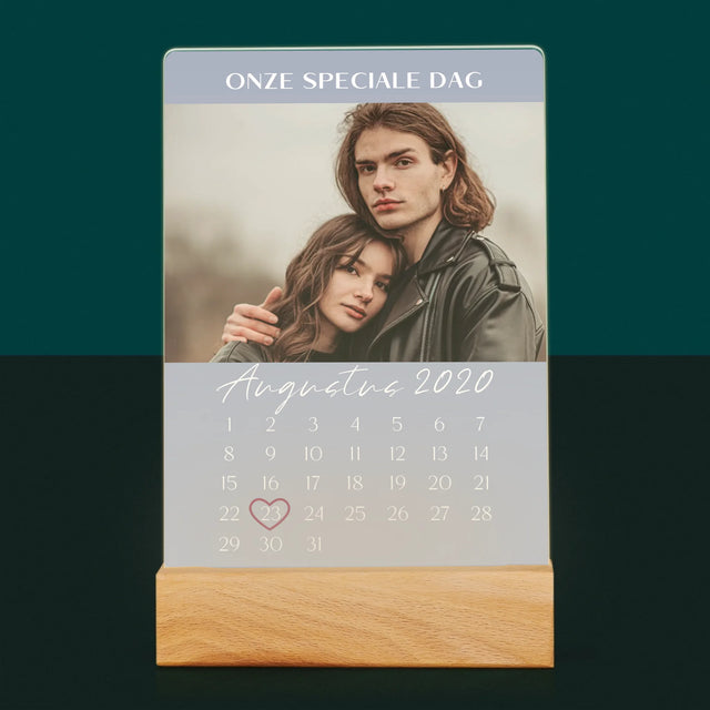 Foto En Handtekening: Onze Speciale Dag - Afdruk Op Acrylglas (Verticaal)