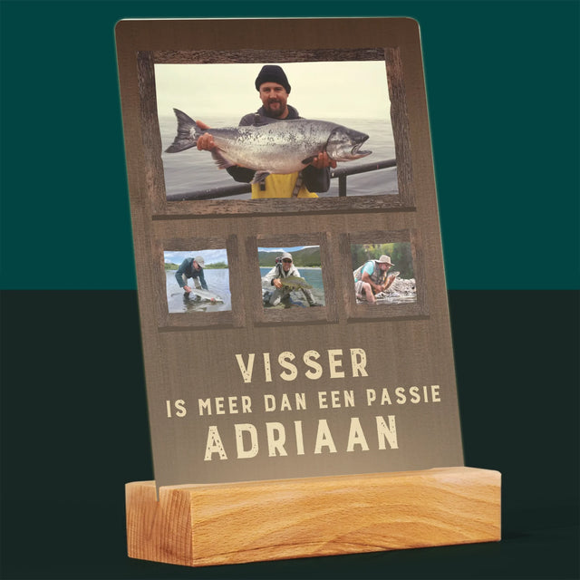 Fotocollage: Vissen Is Meer Dan Een Passie - Afdruk Op Acrylglas (Verticaal)