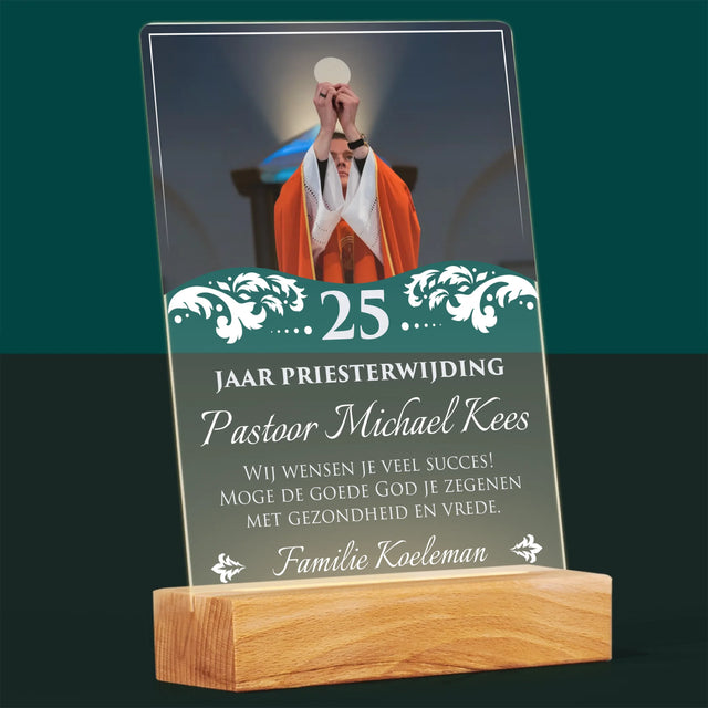 Foto En Handtekening: Priesterjubileum - Afdruk Op Acrylglas (Verticaal)