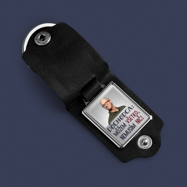 Zdjęcie i Podpis: Emeryt Mogę Wszystko - Skórzany Brelok Ze Zdjęciem | SK