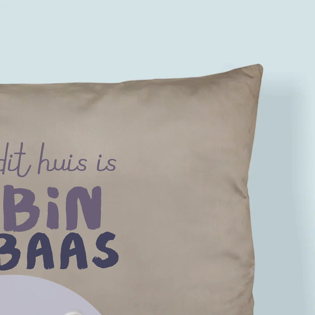 Foto En Handtekening: In Dit Huis Is Huisdier De Baas - Kussen (Monogram)