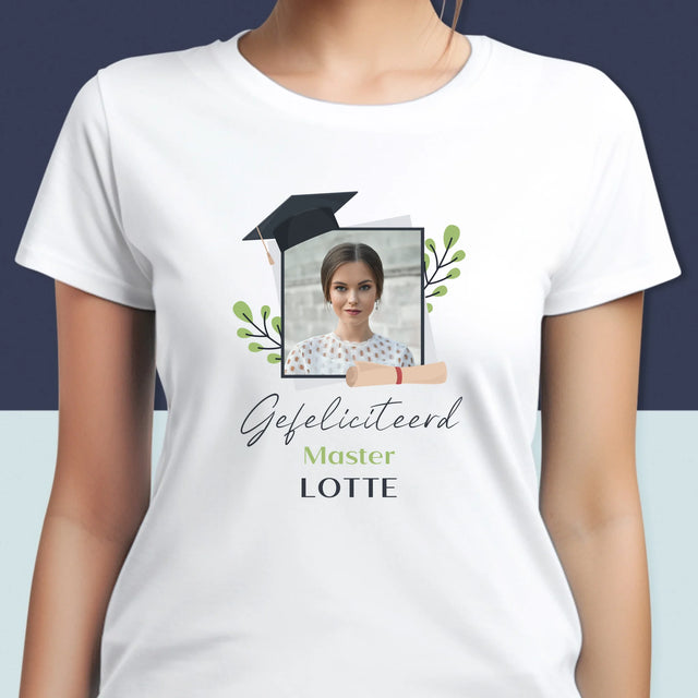 Foto En Handtekening: Gefeliciteerd, Master - T-Shirt Voor Dames