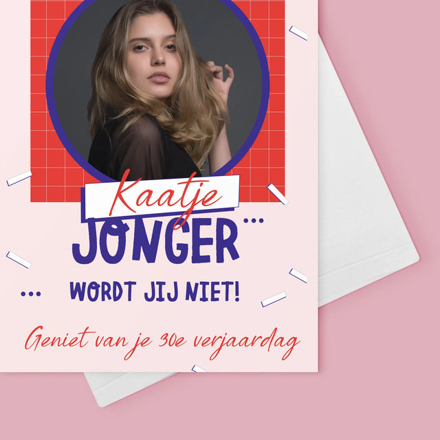 Foto En Handtekening: Jonger Wordt Jij Niet - Wenskaart
