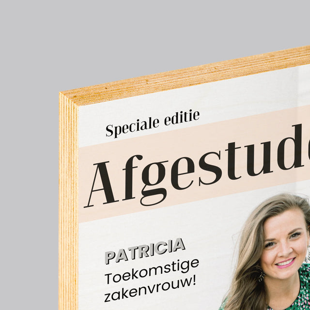 Omslag Van Tijdschrift: Afgestudeerde  - Afdruk Op Hout (Verticaal)