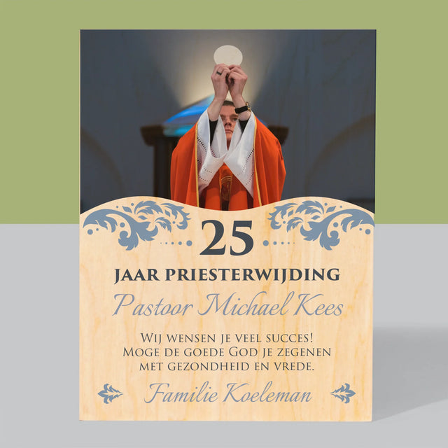 Foto En Handtekening: Priesterjubileum - Afdruk Op Hout (Verticaal)