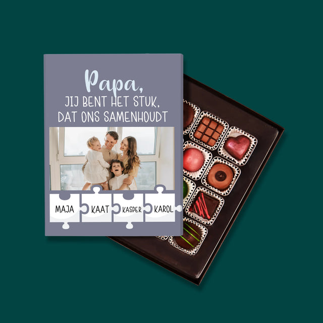 Foto En Handtekening: Papa, Jij Bent Het Stuk Dat Ons Samenhoudt - Pralines
